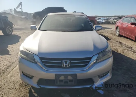 2013 Honda Accord Exl z USA, uszkodzony, nr VIN 1HGCR2F80DA106221